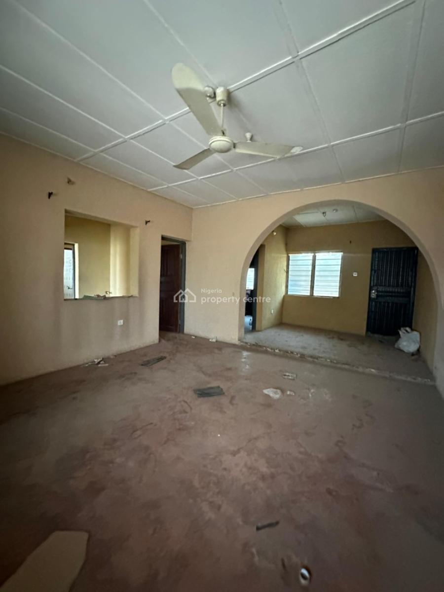 Twin Flat of 3 Bedroom Each on 554sqm of Land, Elewuro, Akobo, Ibadan, Oyo, Block of Flats for Sale