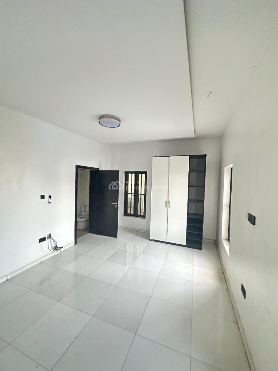 2 Bedroom Apartment with Spacious Bq, Ikate, Lekki, Lagos, Flat / Apartment for Sale