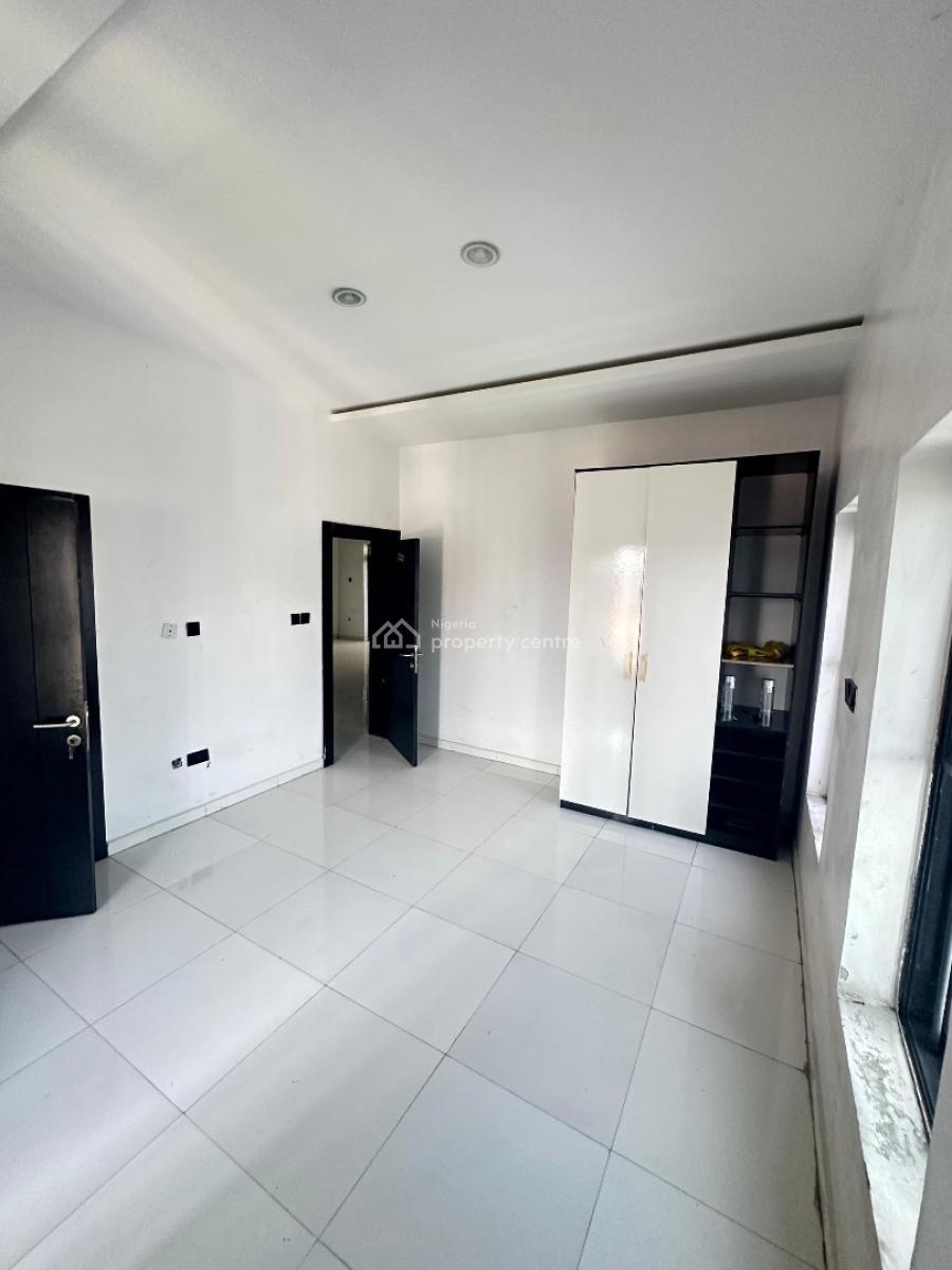 2 Bedroom Apartment with Spacious Bq, Ikate, Lekki, Lagos, Flat / Apartment for Sale