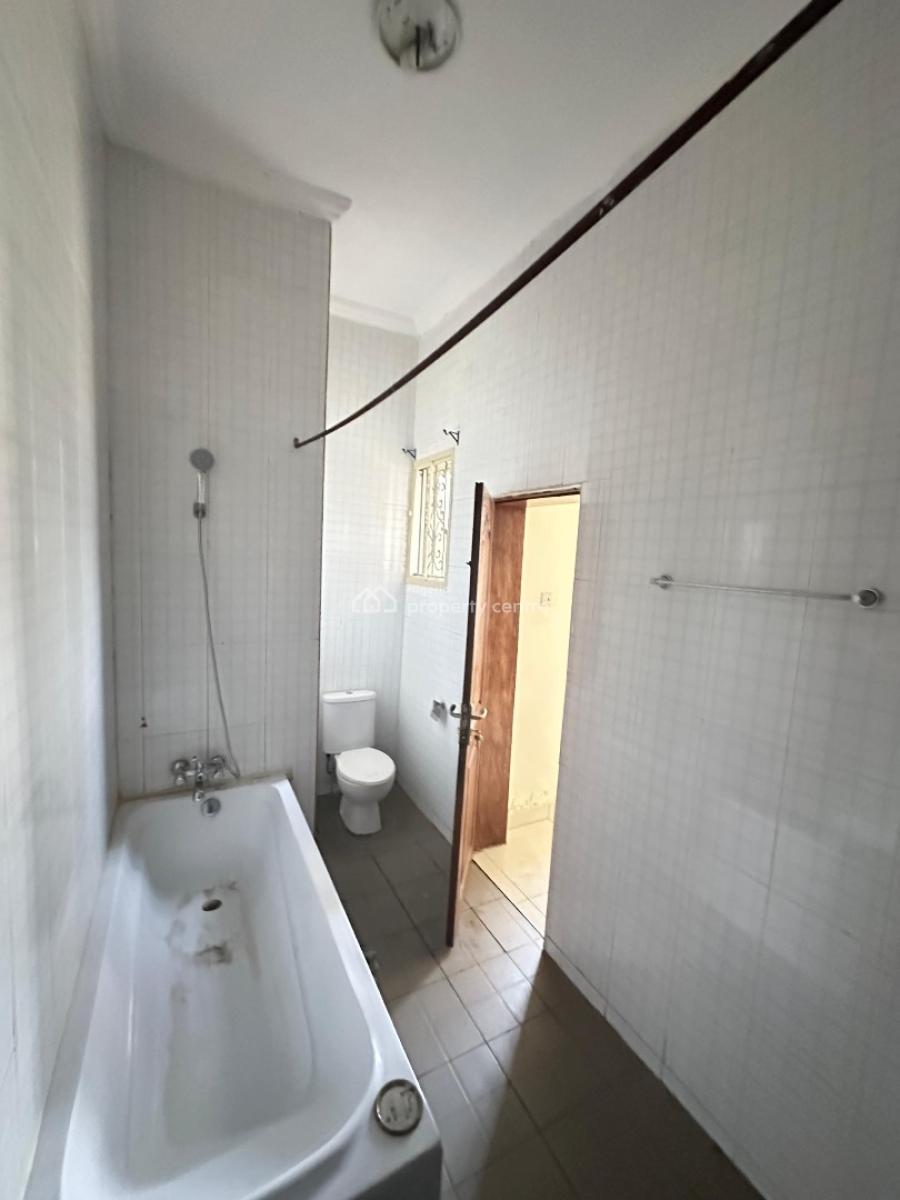 Newly Renovated 2 Bedroom Apartment, Ikate, Lekki, Lagos, Flat / Apartment for Rent