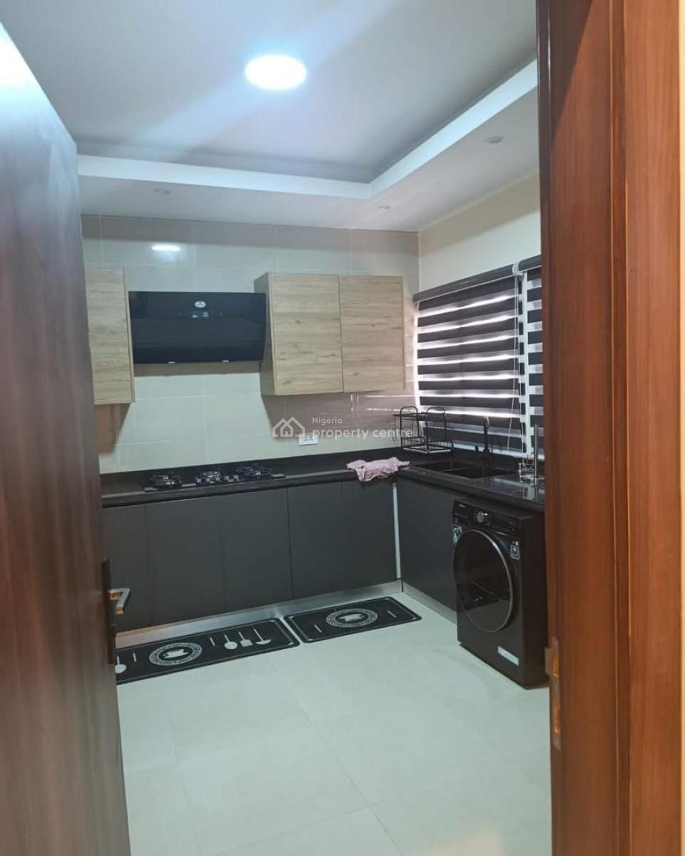 Beautifully Finished 3 Bedrooms Apartment, Ajose Adeogun, Victoria Island (vi), Lagos, Flat / Apartment for Sale