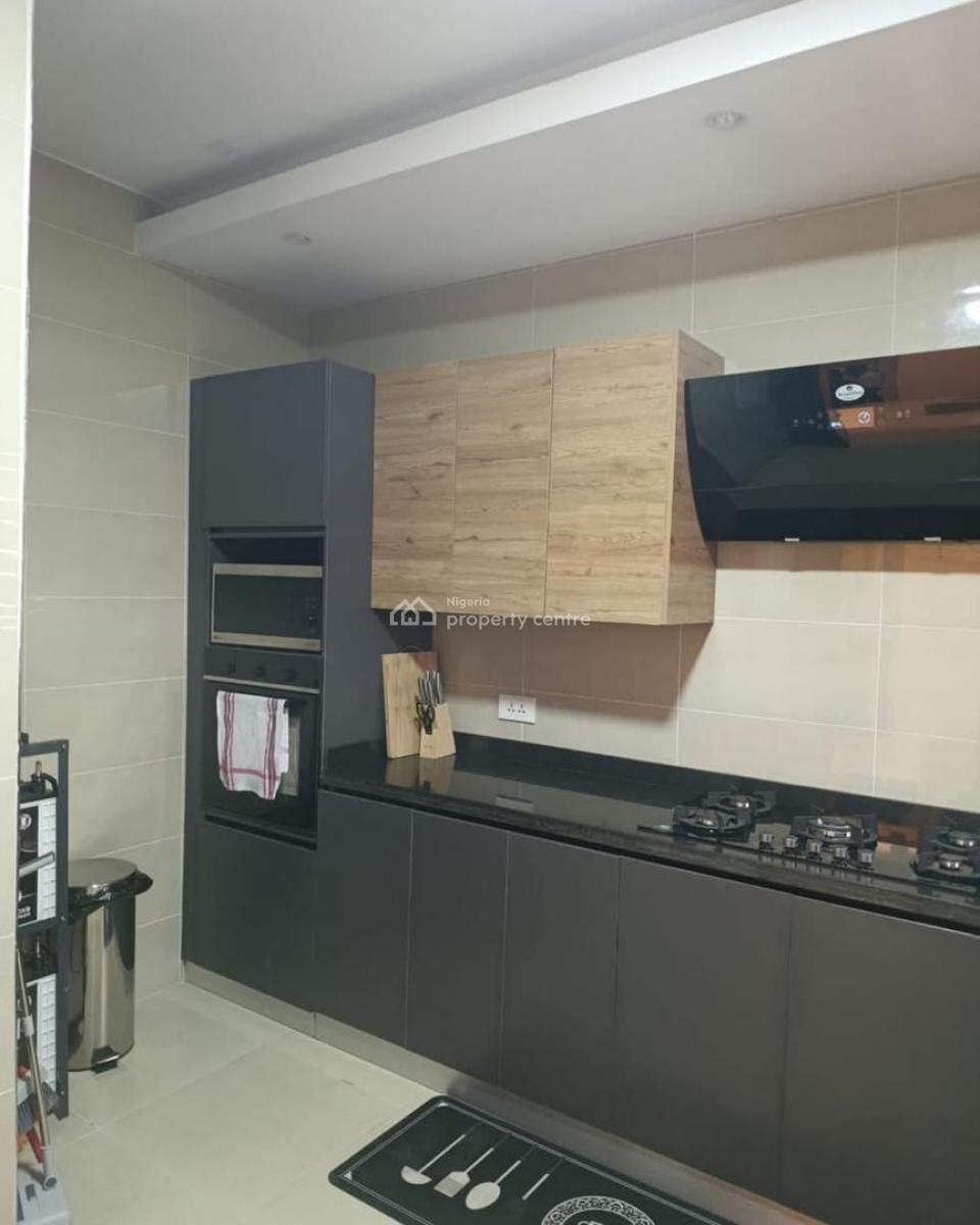 Beautifully Finished 3 Bedrooms Apartment, Ajose Adeogun, Victoria Island (vi), Lagos, Flat / Apartment for Sale