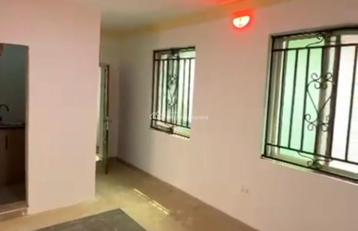 Renovated Luxury 5 Bedroom Semi Detached Duplex + 2 Units of Selfcon Bq, Lkosi Gra Scheme 3 on Cmd Road Beside Caleb School, Magodo, Lagos, Semi-detached Duplex for Sale