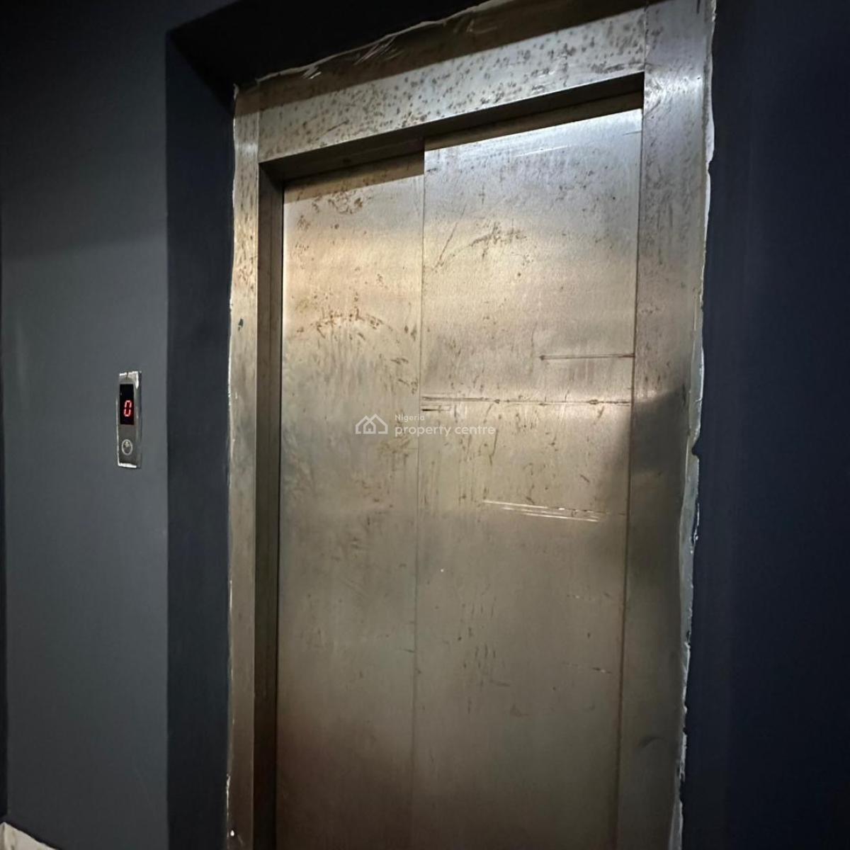 Luxurious  Apartment, Ikate, Lekki, Lagos, Self Contain (single Rooms) for Sale