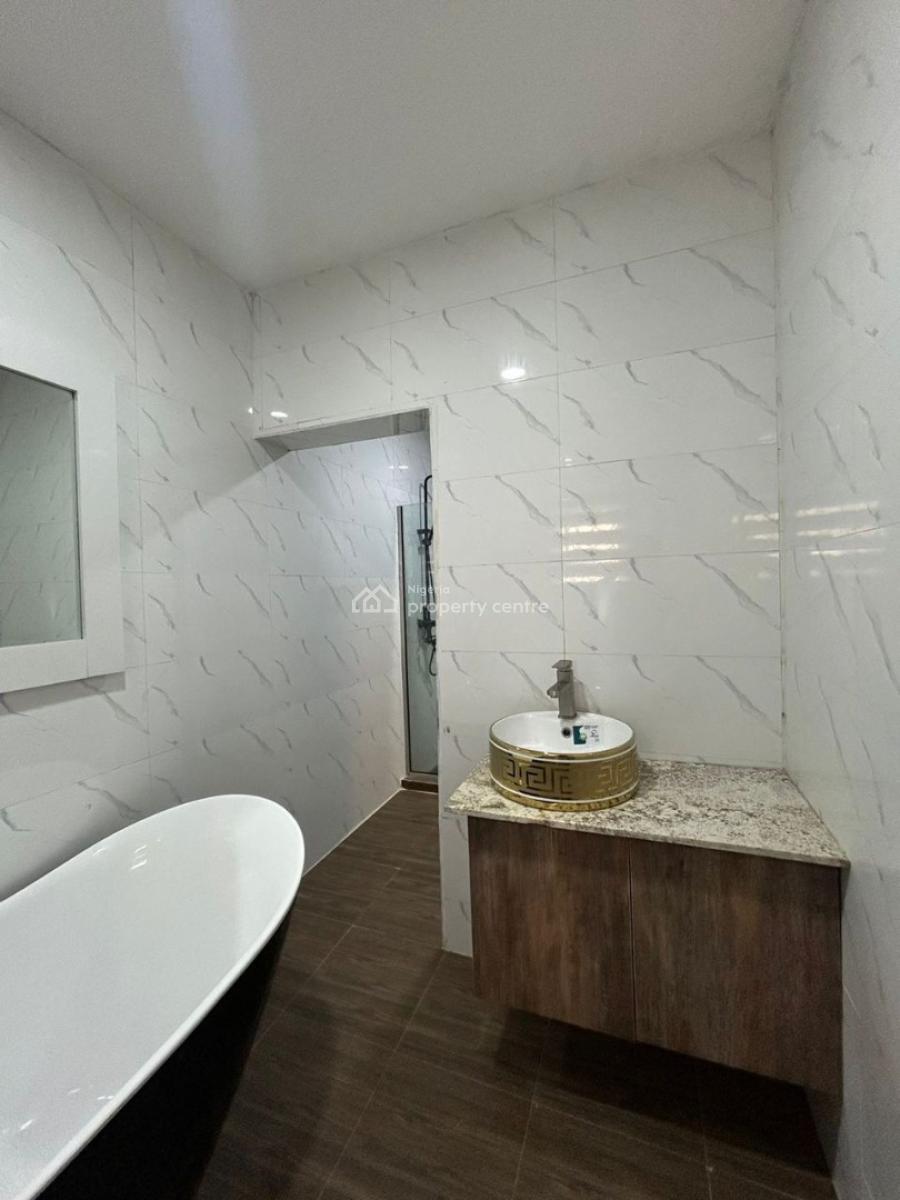 Luxury 3 Bedroom with Excellent Features, 5 Ologo-meta Lane, Isheri-idimu, Isheri Olofin, Alimosho, Lagos, Detached Duplex Short Let