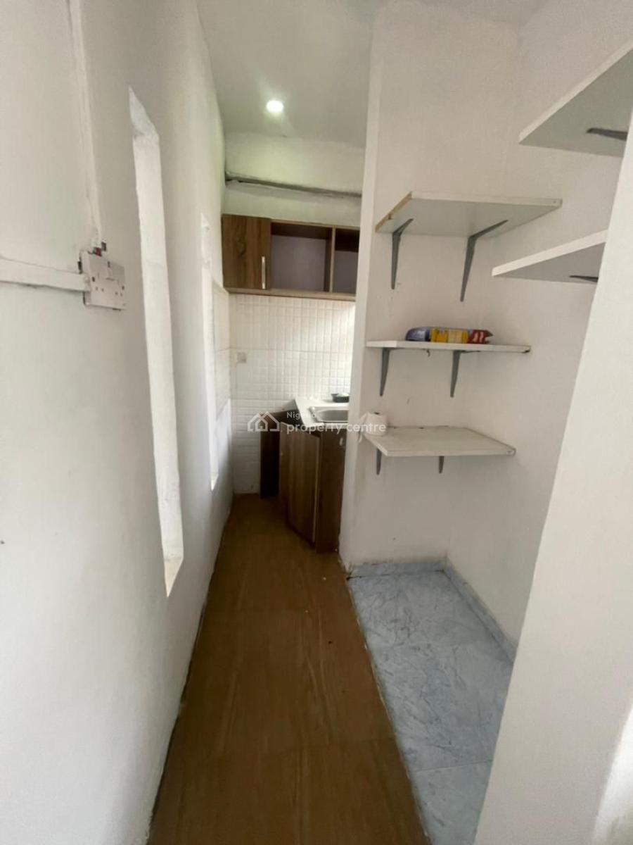 Cozy Miniflat in a Secured and Serene Estate, Off Admiralty Way, Lekki Phase 1, Lekki, Lagos, Mini Flat (room and Parlour) for Rent