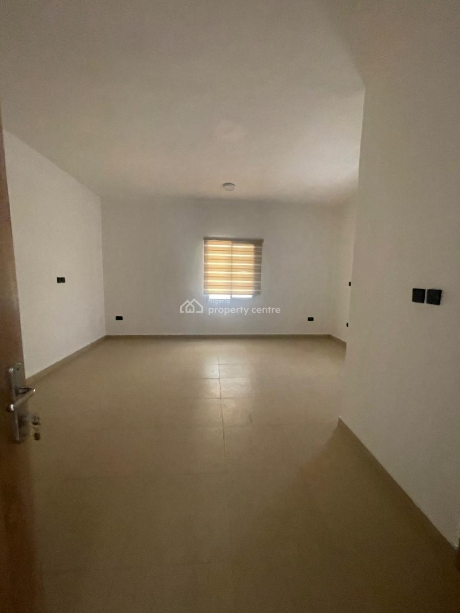 2 Bedroom Apartment, Mobile Road, Ajah, Lagos, Flat / Apartment for Rent