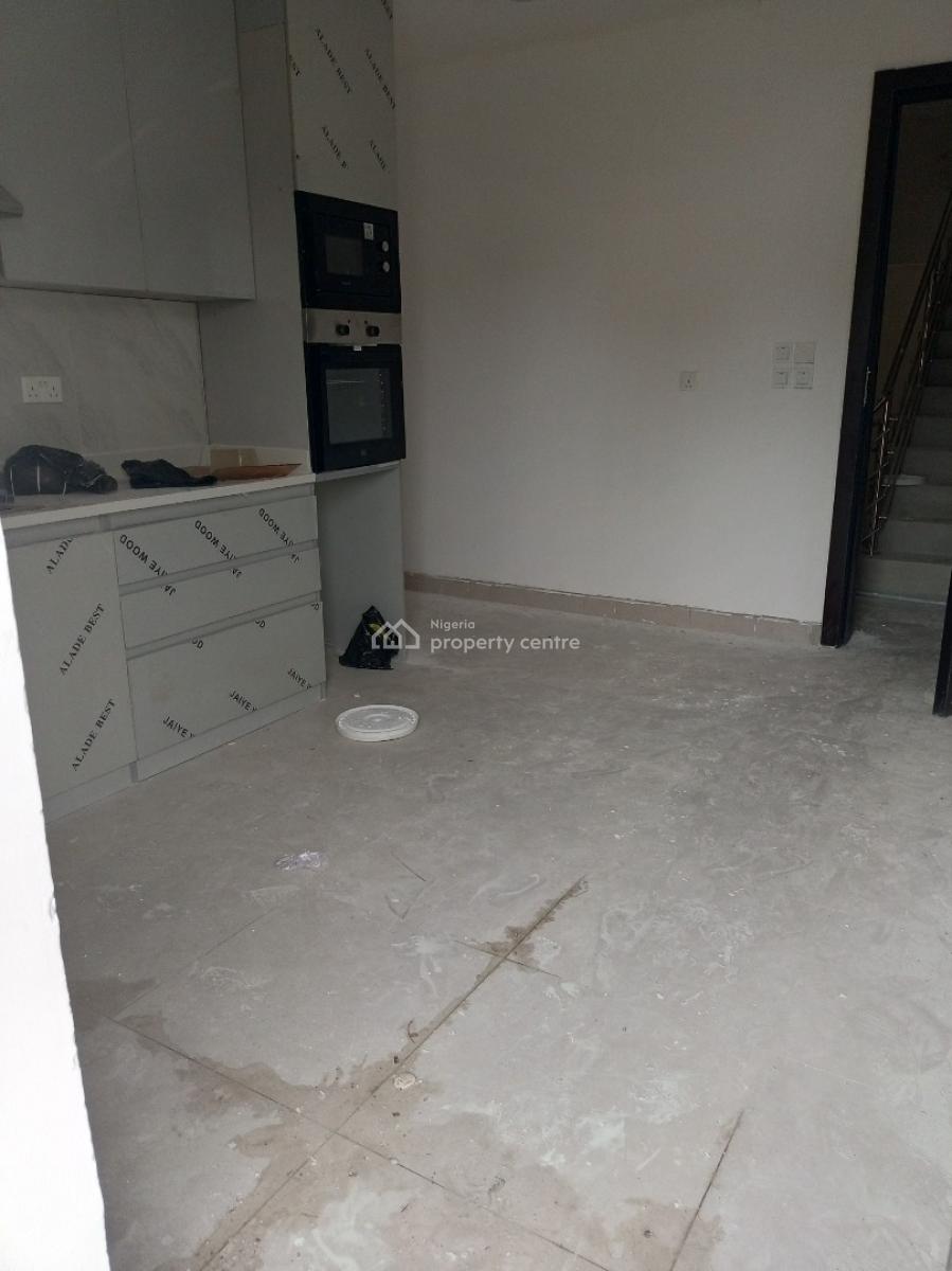 New Spacious 4bedroom Terrace with Bq 24/7 Light Access Coded Estate, Ologolo, Lekki, Lagos, Terraced Duplex for Rent