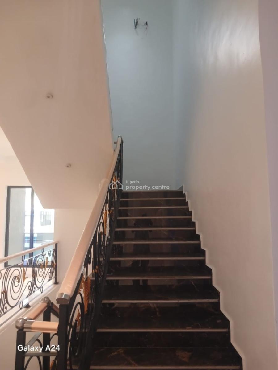 6-bedroom Detached Duplex Offers an Exceptional Blend of Elegance, Com, Osapa, Lekki, Lagos, Detached Duplex for Sale