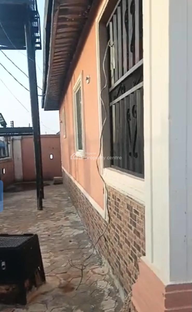 Semi Direct Brief, Okabere Community, Ikpoba Okha, Edo, House for Sale