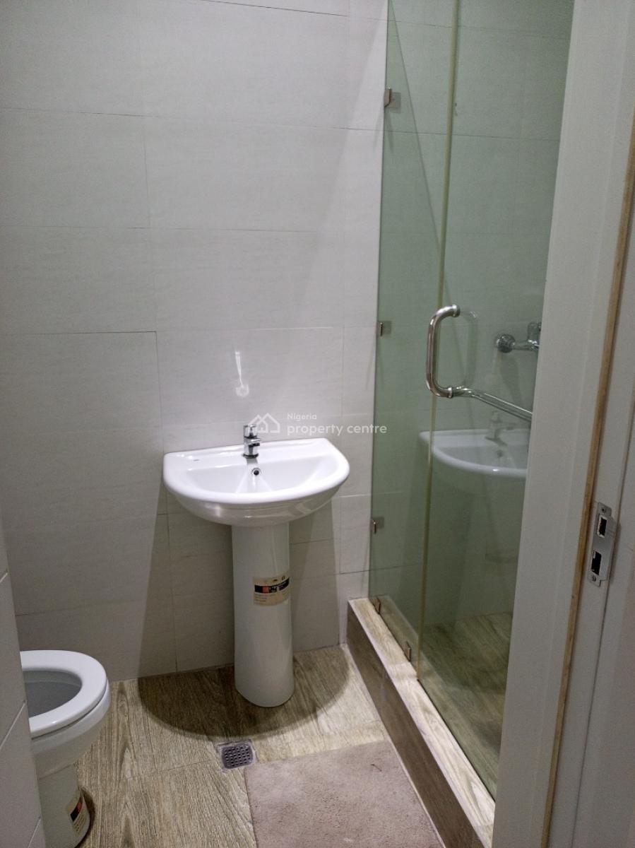 Executive Large 4 Bedroom with Bq 4 Car Park, Ologolo, Lekki, Lagos, Semi-detached Duplex for Rent