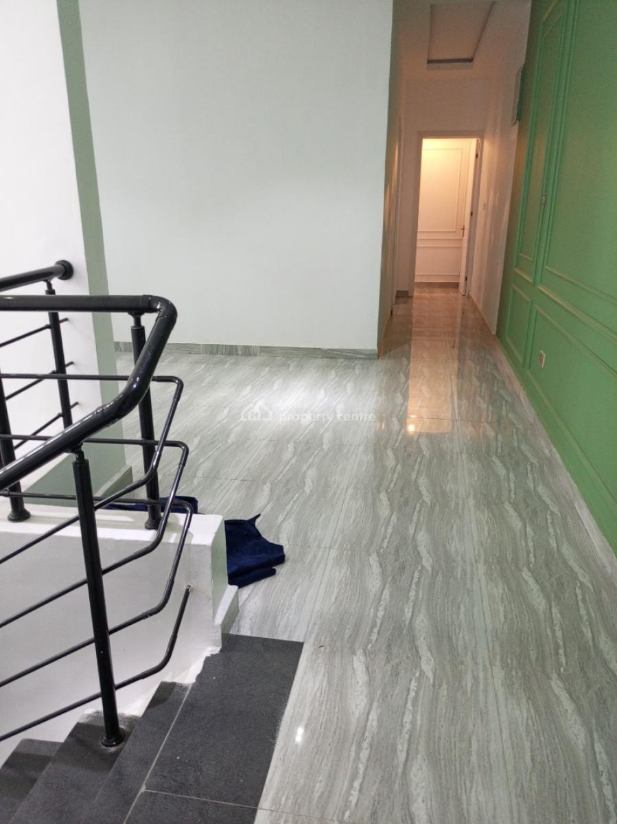 Executive Large 4 Bedroom with Bq 4 Car Park, Ologolo, Lekki, Lagos, Semi-detached Duplex for Rent