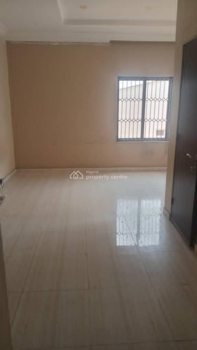 2 Bedroom Apartment, Cbn Quarters, Garki, Abuja, Block of Flats for Sale