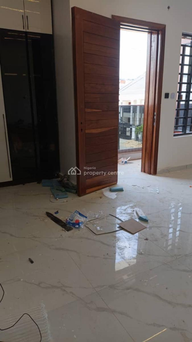 3 Bedroom Apartment, Brownstone Estae Kunsela Road, Ikate, Lekki, Lagos, Flat / Apartment for Sale