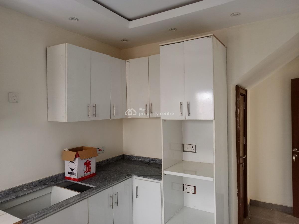 Luxury 3 Bedroom Terraced Duplex with a Bq, Jahi, Abuja, Terraced Duplex for Sale