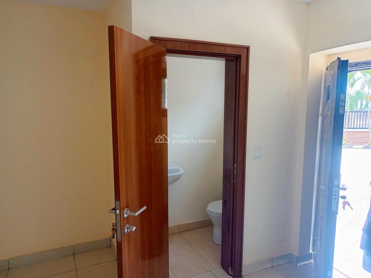 Luxury 3 Bedroom Terraced Duplex with a Bq, Jahi, Abuja, Terraced Duplex for Sale