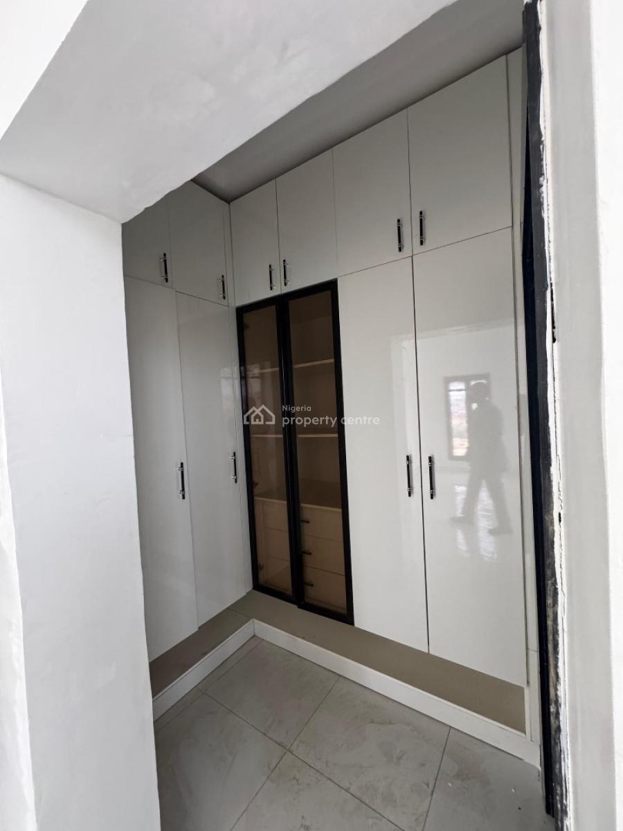 5 Bedroom Terrace Duplex, Guzape District, Abuja, Terraced Duplex for Sale