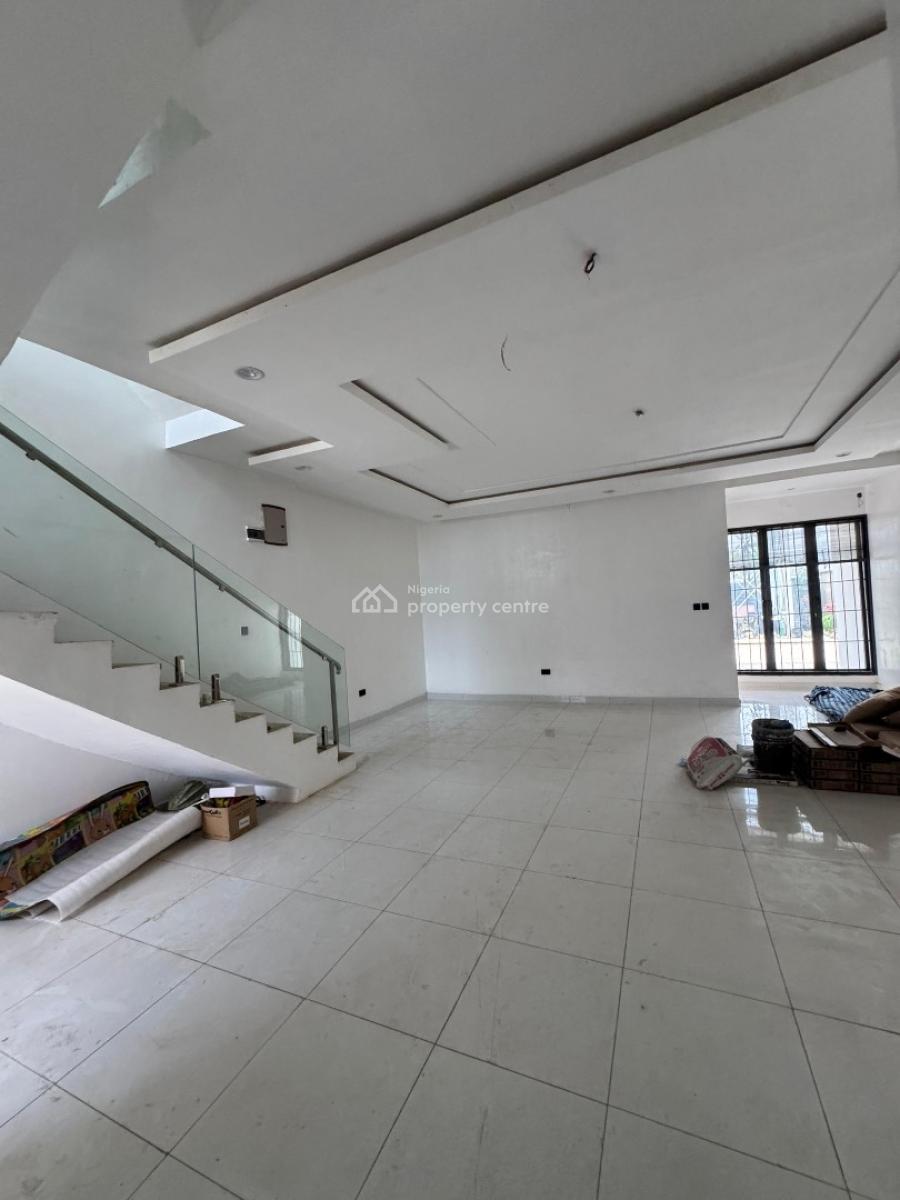 5 Bedroom Terrace Duplex, Guzape District, Abuja, Terraced Duplex for Sale