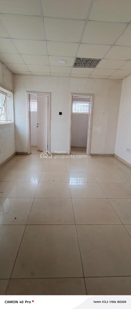 Spacious Well Maintained 5 Bedroom Fully Detached House with 2 Room Bq, Victoria Island, Victoria Island (vi), Lagos, Commercial Property for Rent