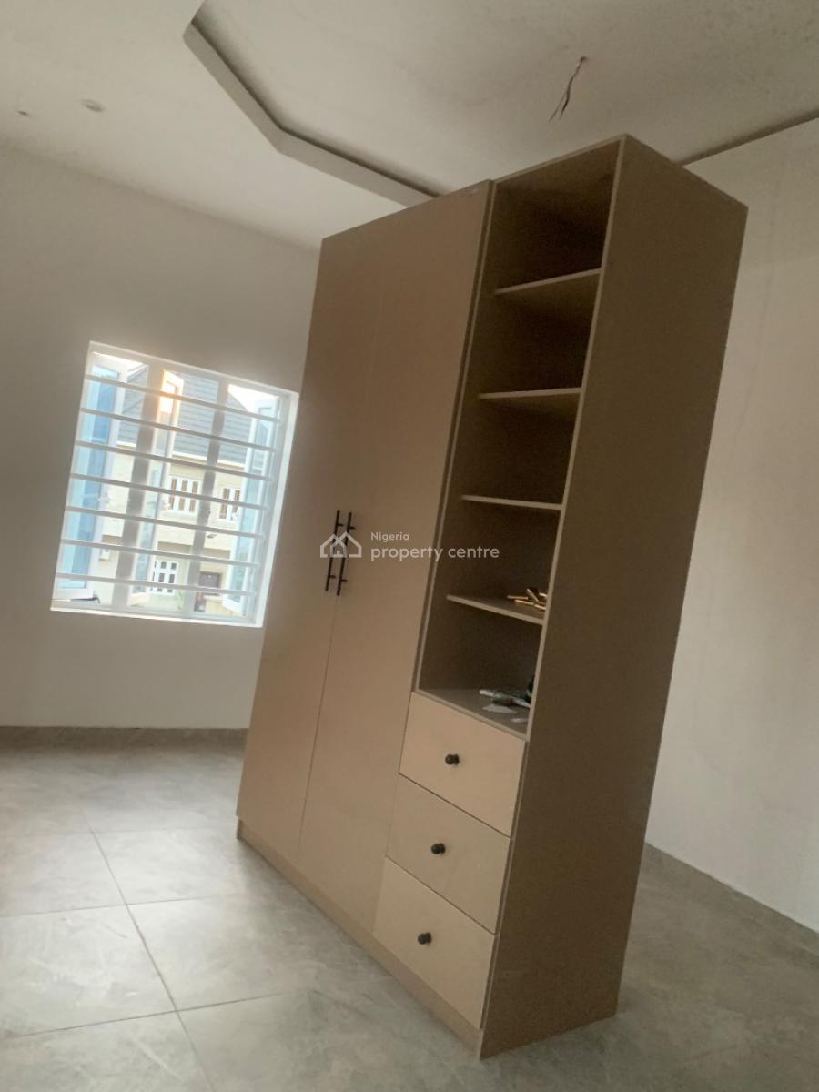 Executive Standard Newly Built 2bedrooms Flats, Glory Estate, Gbagada, Lagos, Flat / Apartment for Rent