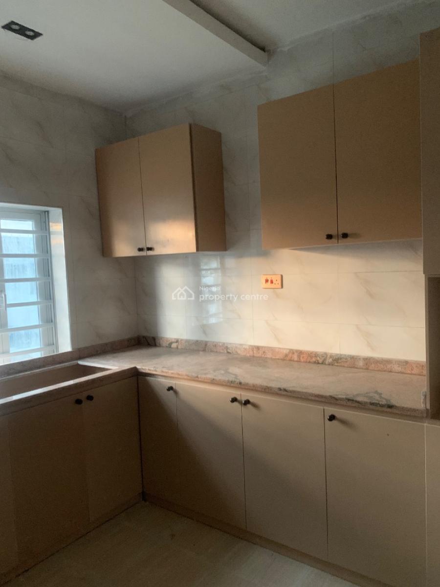 Executive Standard Newly Built 2bedrooms Flats, Glory Estate, Gbagada, Lagos, Flat / Apartment for Rent