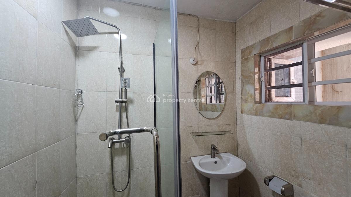 Tastefully Built 4-bedroom Semi-detached Duplex with a Bq, Omole Phase 1, Ikeja, Lagos, Semi-detached Duplex for Rent