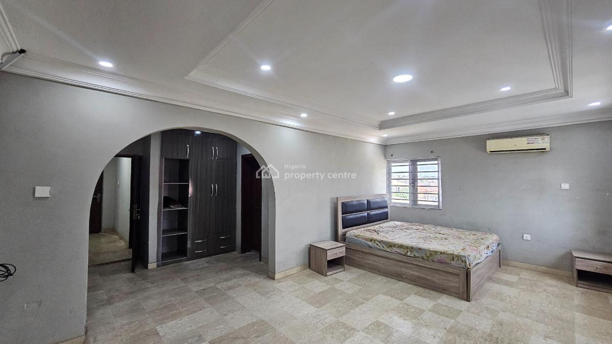 Tastefully Built 4-bedroom Semi-detached Duplex with a Bq, Omole Phase 1, Ikeja, Lagos, Semi-detached Duplex for Rent