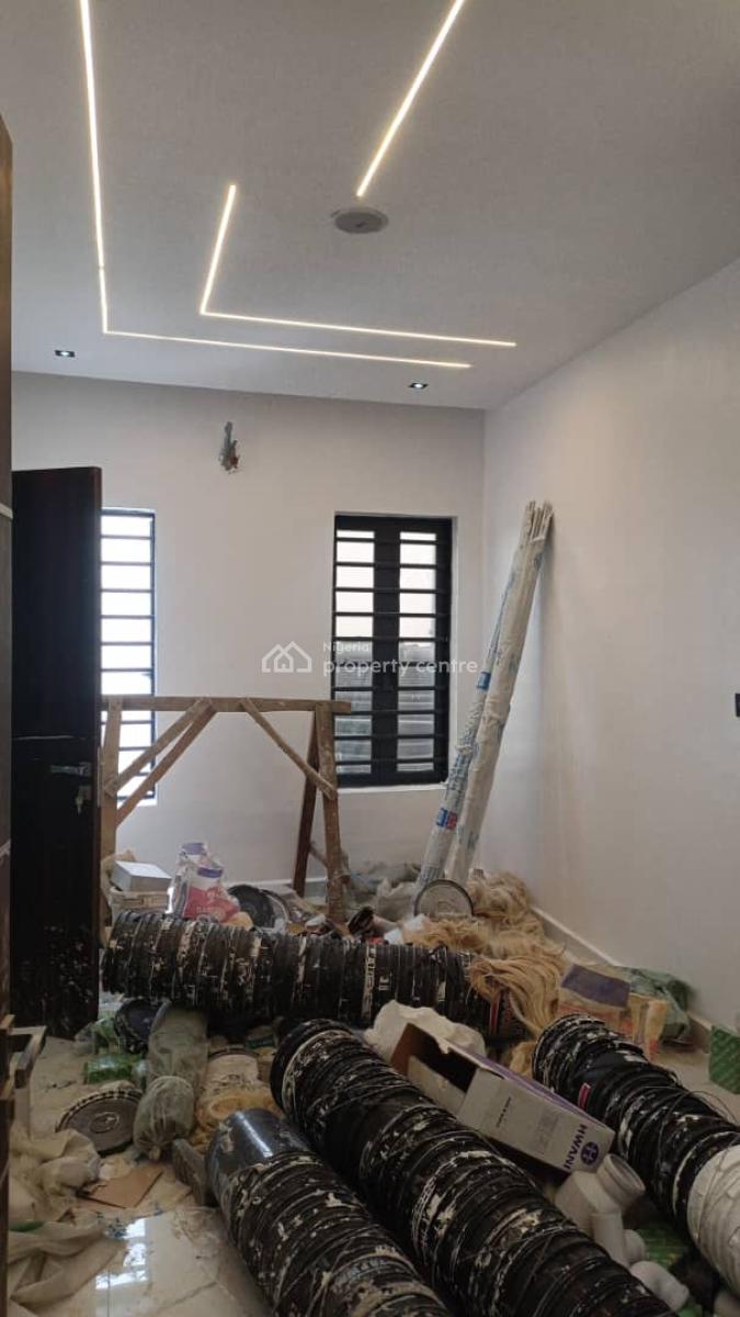 3 Bedrooms Apartment, Off Kusenla Road, Chisco Bus Stop, Ikate Lekki., Ikate, Lekki, Lagos, Flat / Apartment for Sale