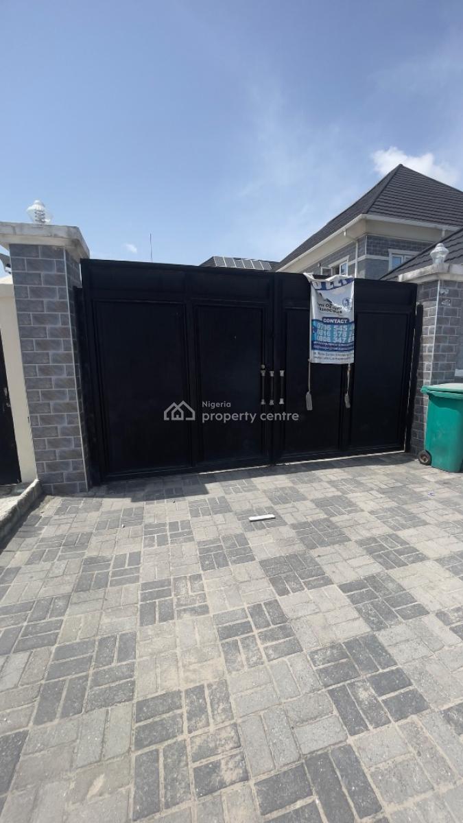 New Spacious 2 Bedroom Flat, Mobil Road Ilaje, Ilaje, Ajah, Lagos, Flat / Apartment for Rent