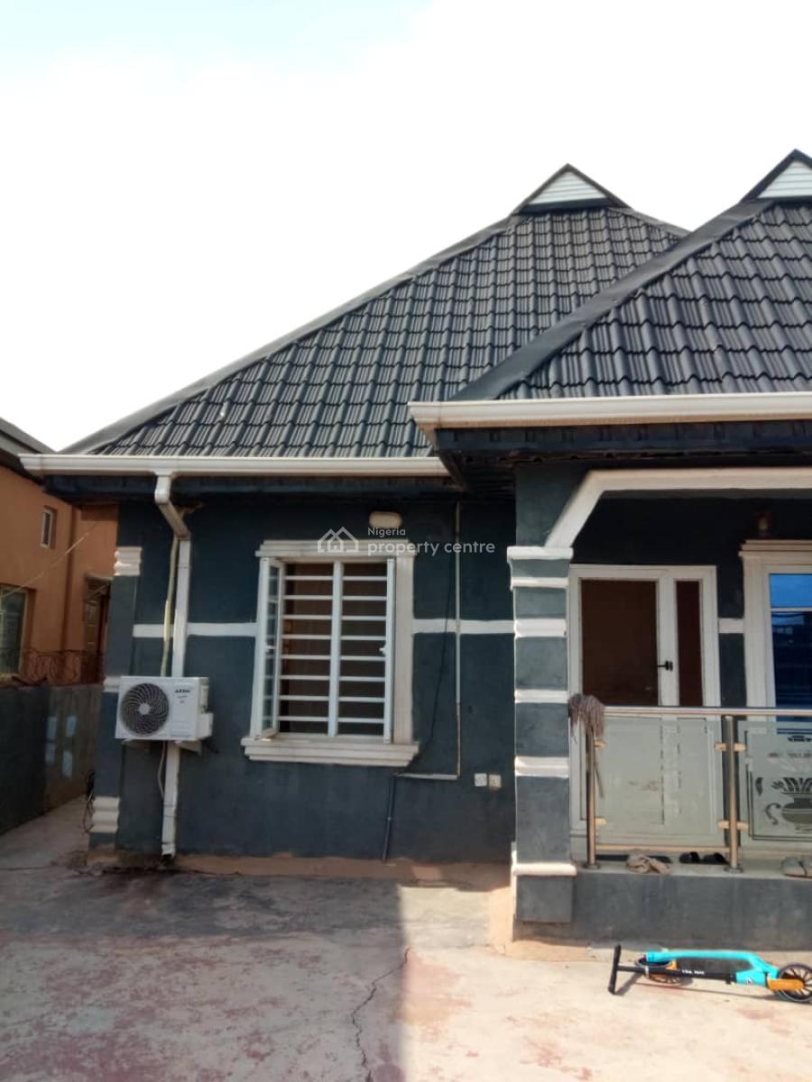 3 Bedroom Bungalow, Command, Ipaja, Lagos, Detached Bungalow for Sale