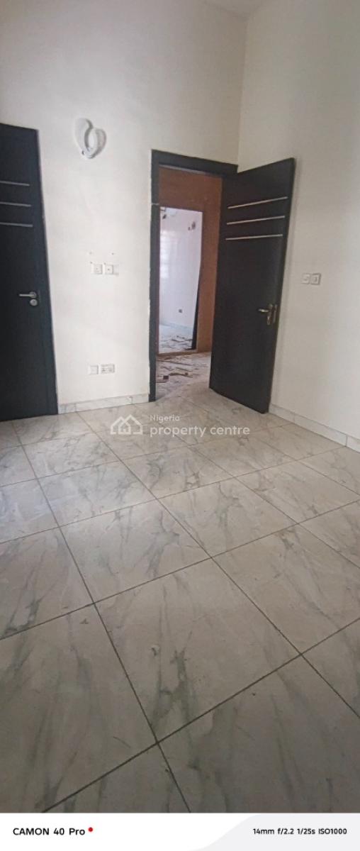 Room Upstairs Shared Apartment in Osapa London, Price Kazeem Eletu Street, Osapa, Lekki, Lagos, Self Contain (single Rooms) for Rent