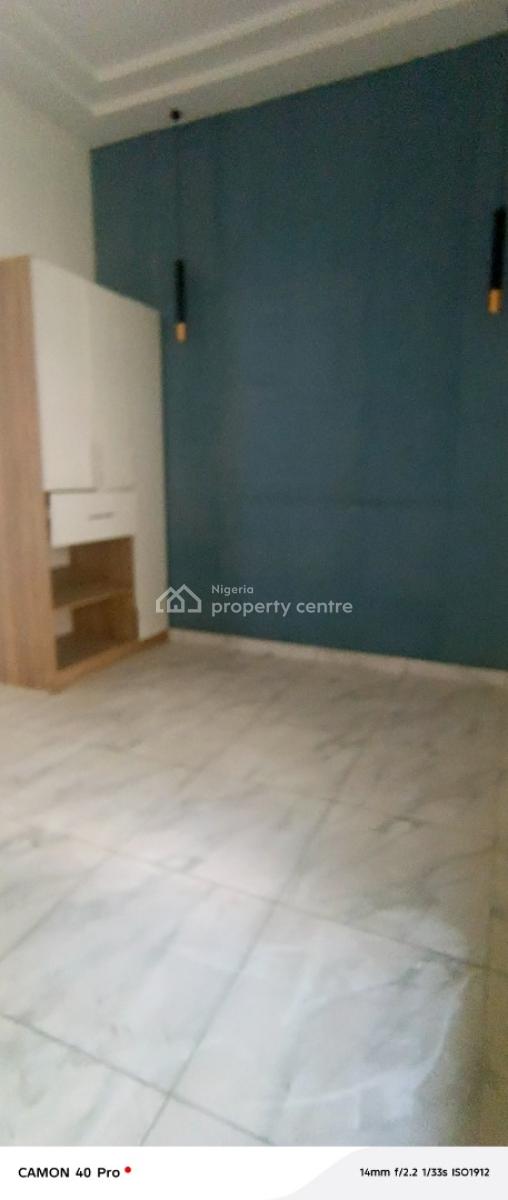 Room Upstairs Shared Apartment in Osapa London, Price Kazeem Eletu Street, Osapa, Lekki, Lagos, Self Contain (single Rooms) for Rent