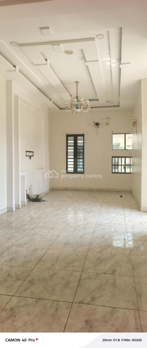 Room Upstairs Shared Apartment in Osapa London, Price Kazeem Eletu Street, Osapa, Lekki, Lagos, Self Contain (single Rooms) for Rent