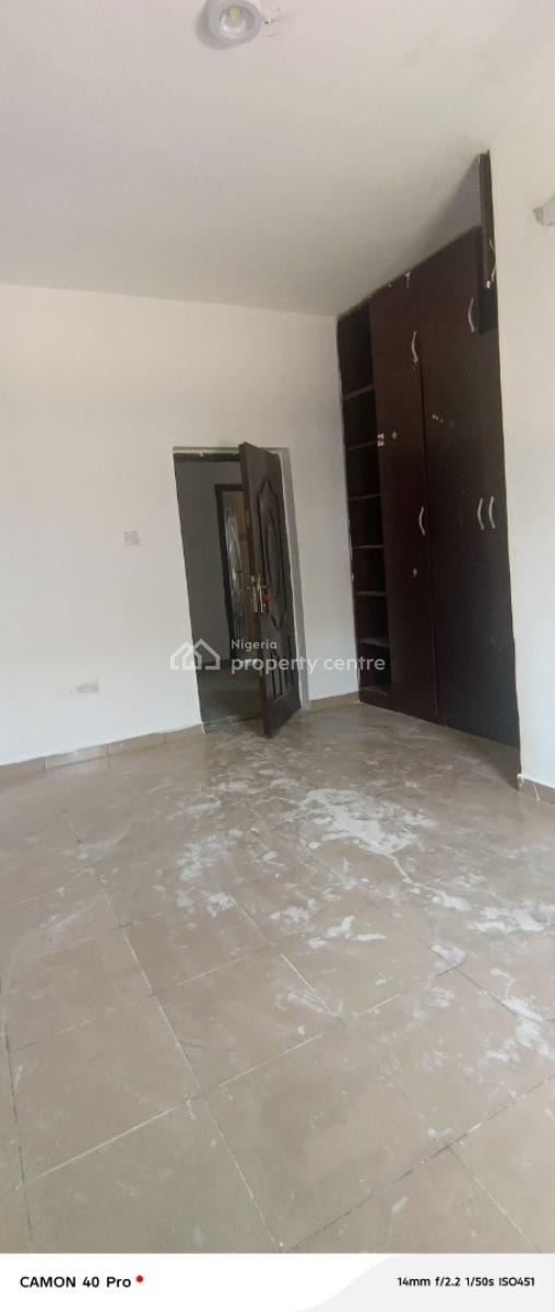 Room Upstairs Shared Apartment in Osapa London, Price Kazeem Eletu Street, Osapa, Lekki, Lagos, Self Contain (single Rooms) for Rent