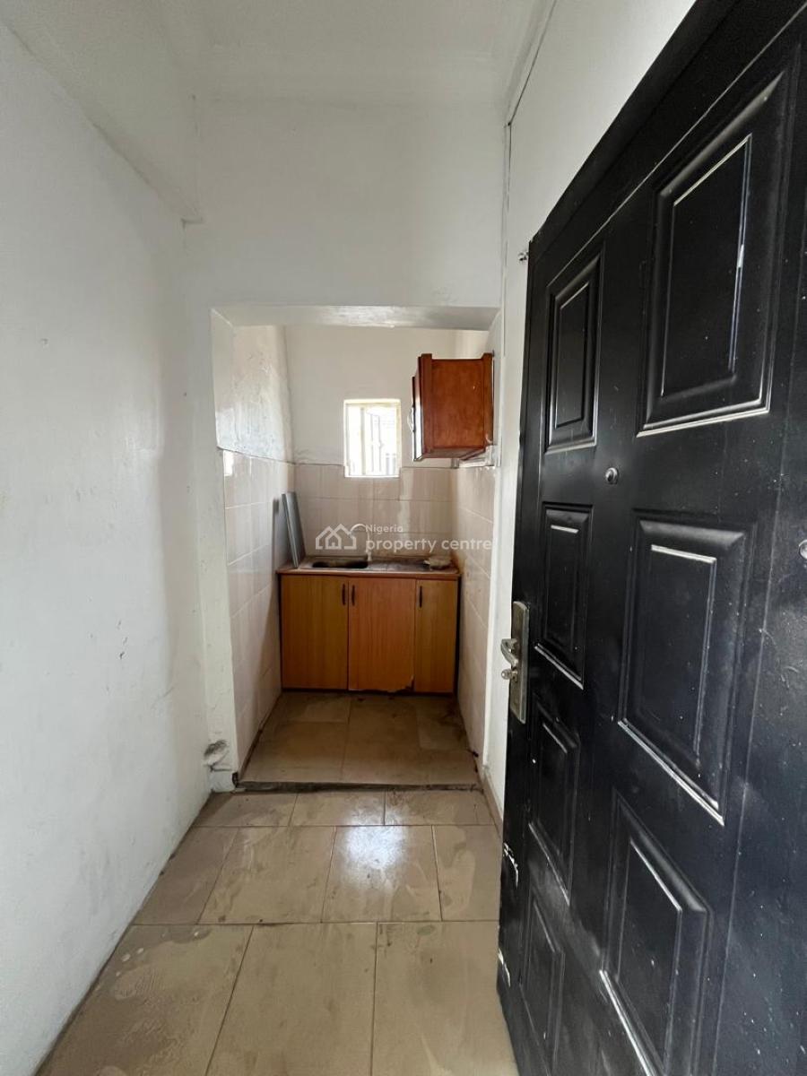 Mini Flat, Chevy View Estate, Lekki, Lagos, Mini Flat (room and Parlour) for Rent