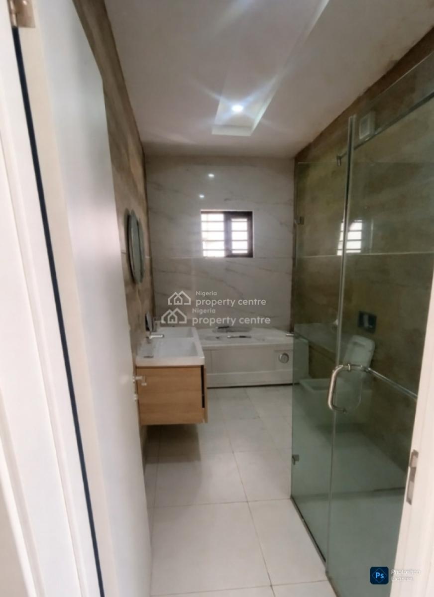 Contemporary Style 5-bed Luxury Mansion, U3 Estate, Lekki Phase 1, Lekki, Lagos, Detached Duplex for Rent