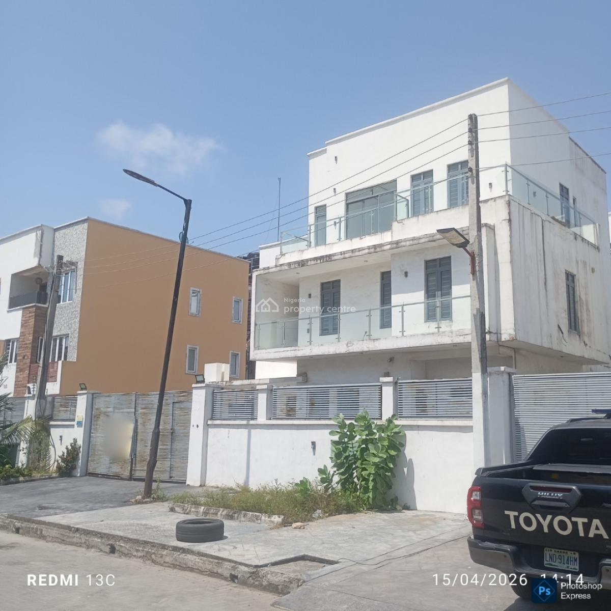 Contemporary Style 5 Bedrooms Luxury Mansion, U3 Estate, Lekki Phase 1, Lekki, Lagos, Detached Duplex for Rent