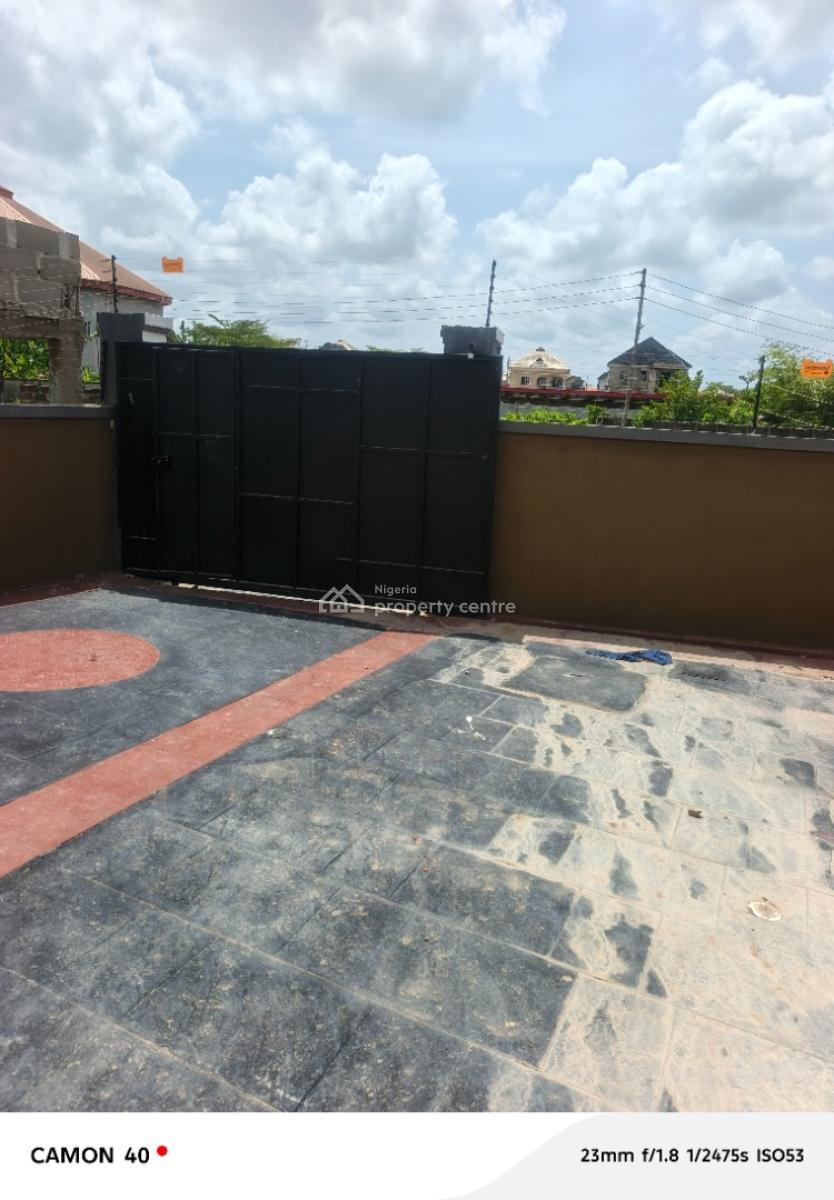 3 Bed Room Bungalow in Ijegun Ikotun, Near Ijegun Bus Stop, Ijegun, Ikotun, Lagos, Detached Bungalow for Sale