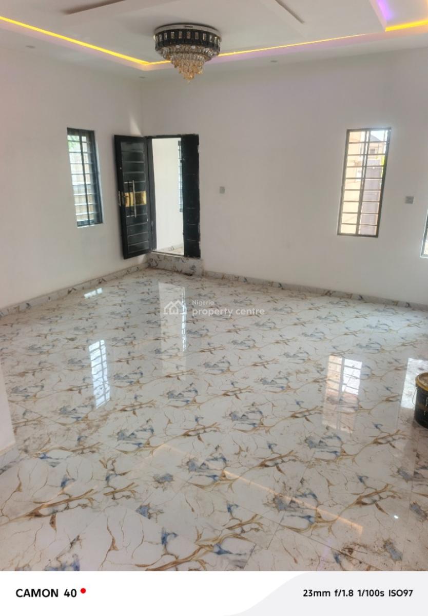 3 Bed Room Bungalow in Ijegun Ikotun, Near Ijegun Bus Stop, Ijegun, Ikotun, Lagos, Detached Bungalow for Sale