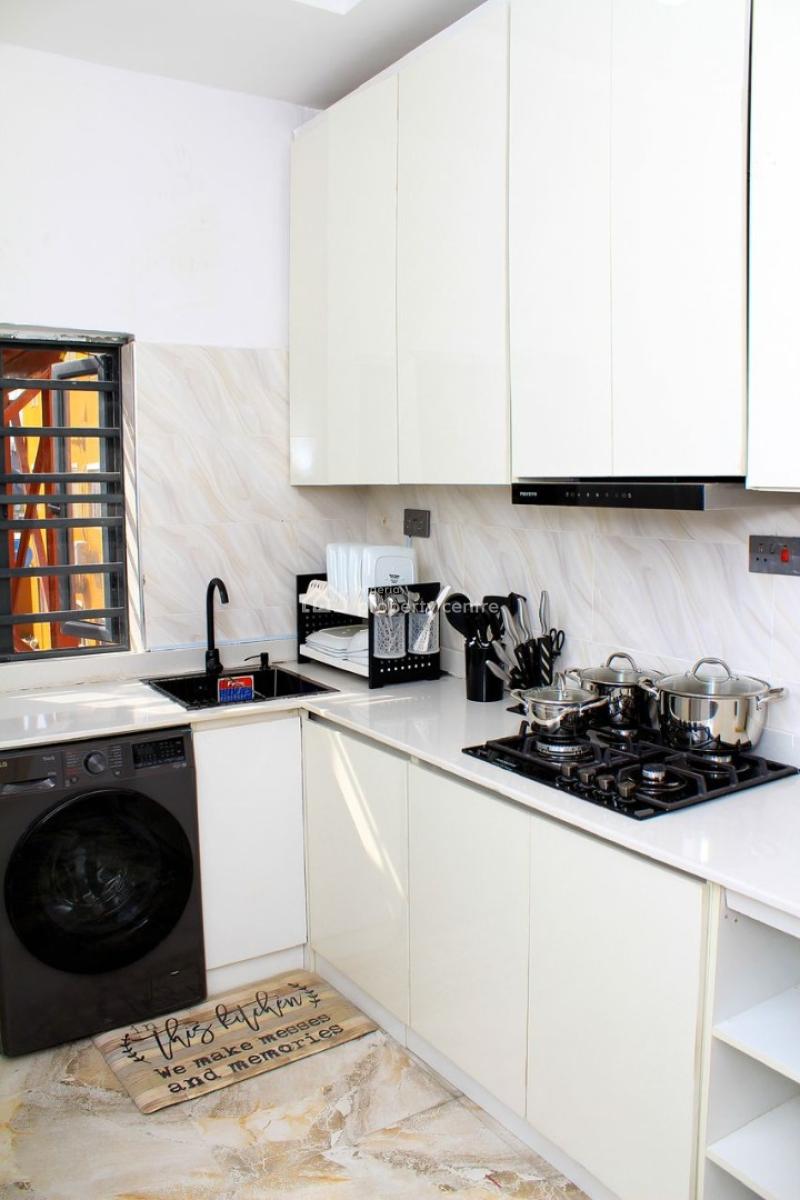 Tastefully Finished Serviced 2 Bedroom Flat, Illasan, Ikate Elegushi, Lekki, Lagos, Flat / Apartment for Rent