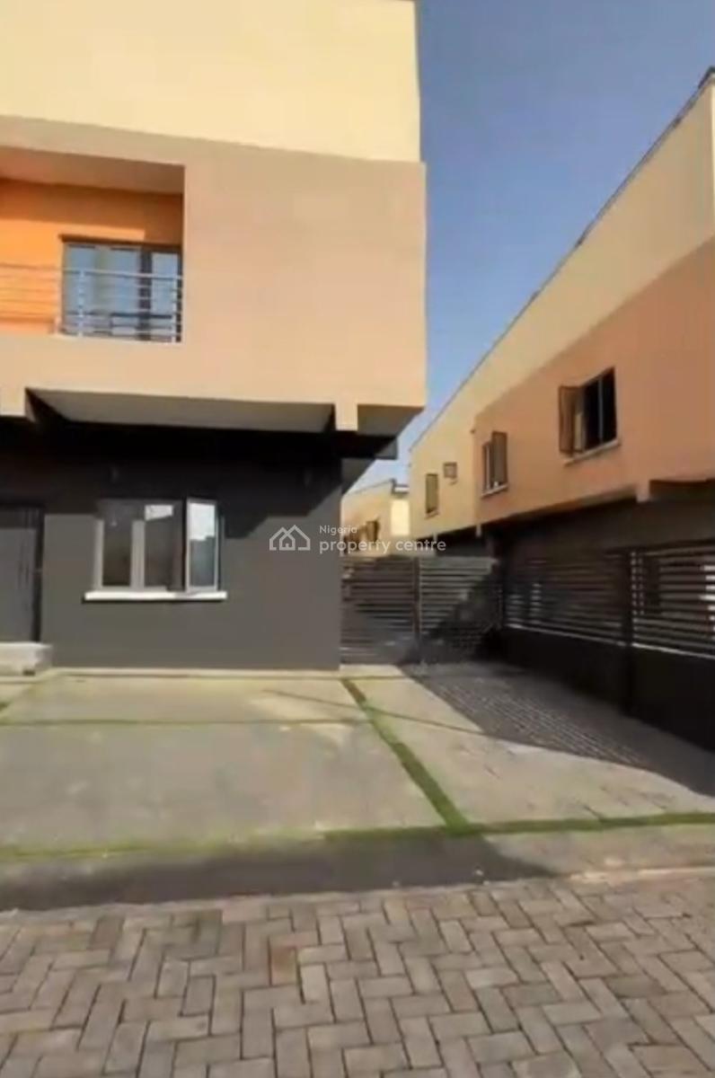 4bedroom Semi Detached Duplex, Paradise 1 Estate, Life Camp, Abuja, Semi-detached Duplex for Sale