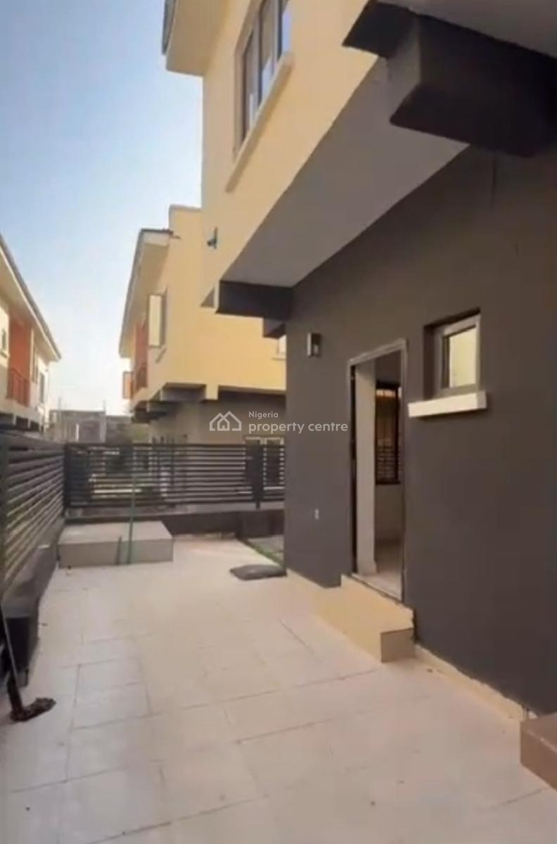 4bedroom Semi Detached Duplex, Paradise 1 Estate, Life Camp, Abuja, Semi-detached Duplex for Sale