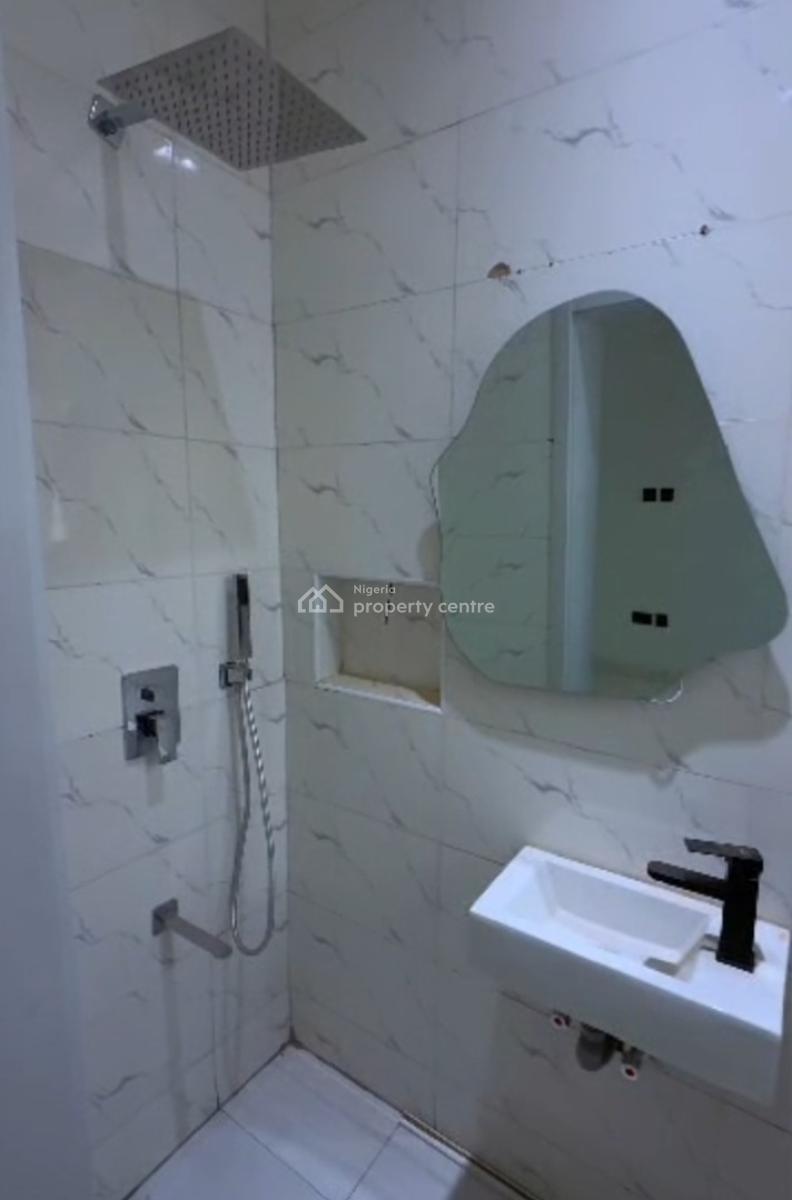 4 Bedrooms Fully Detached Duplex, By Sunnyvale Traffic Light, Dakwo, Abuja, House for Sale