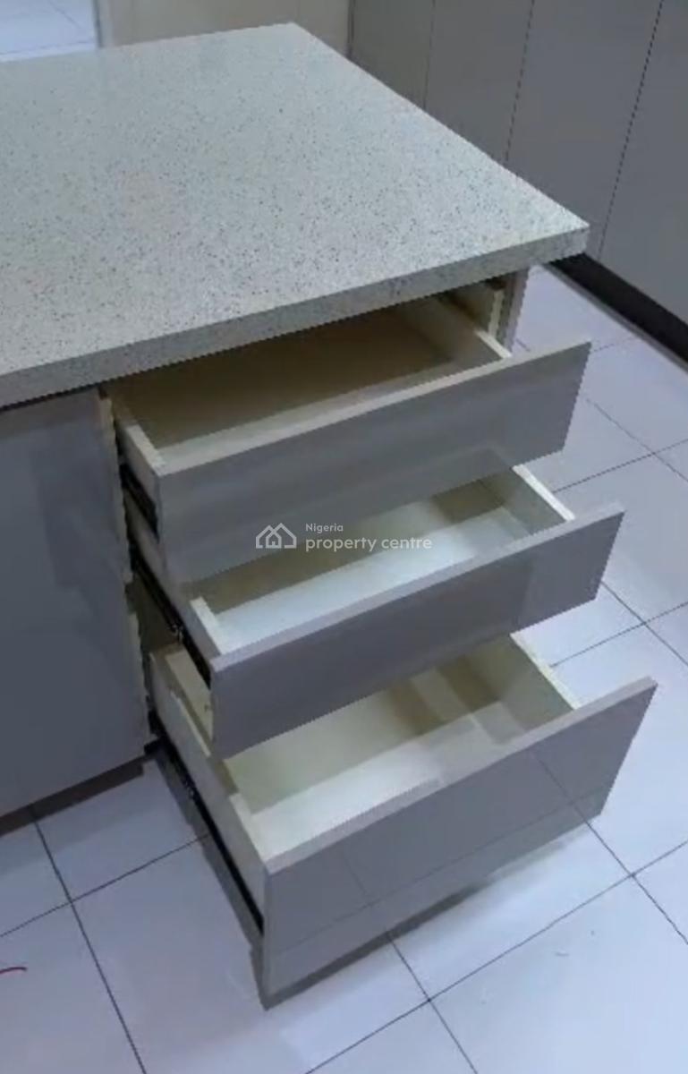 4 Bedrooms Fully Detached Duplex, By Sunnyvale Traffic Light, Dakwo, Abuja, House for Sale