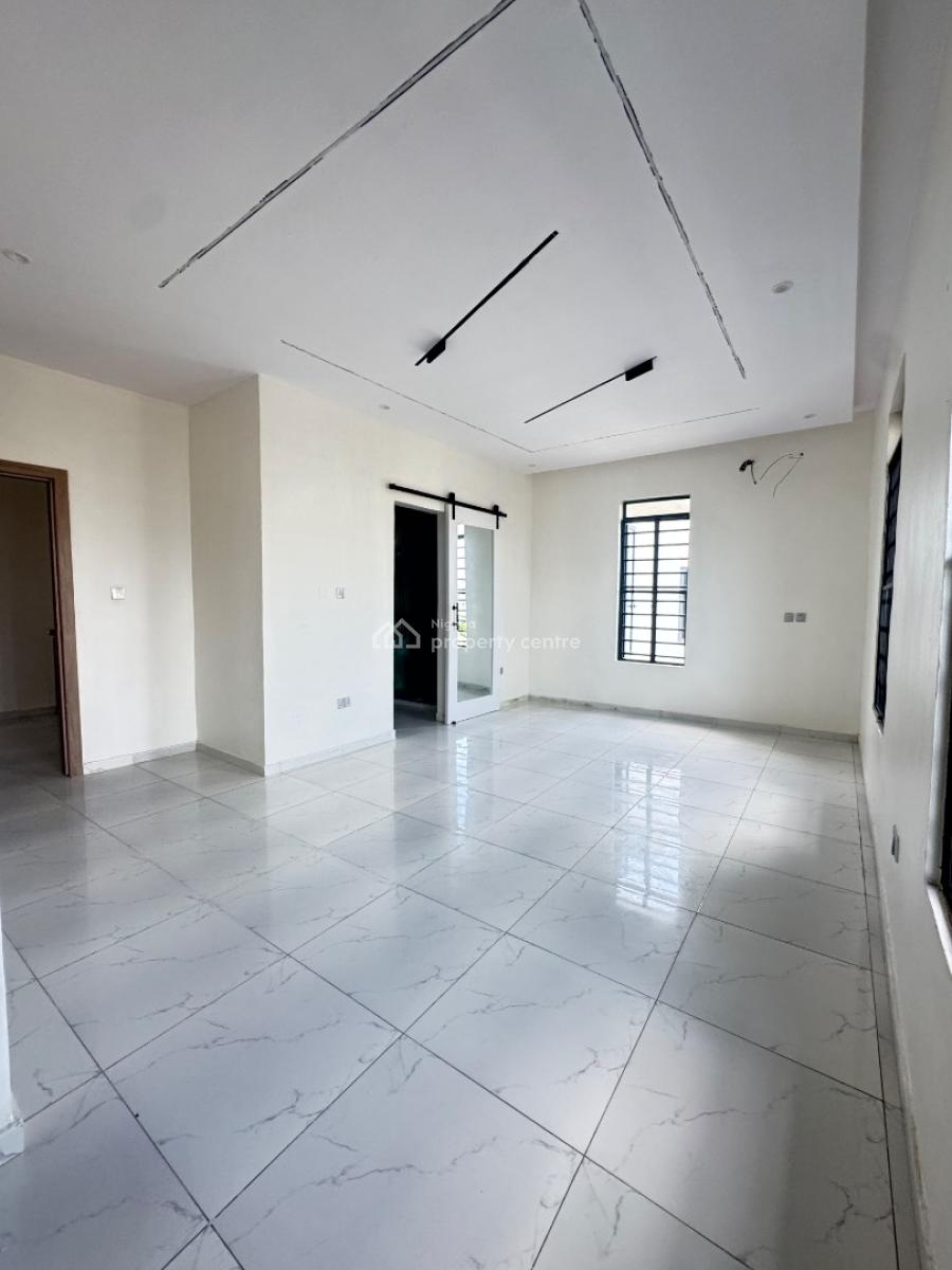 Luxurious Brand New 5 Bedroom Fully Detached Bq  Pool Can Park 3 Cars, Orchid Road Lekki Lake View Estate 🏡 Secure Estate, Lekki, Lagos, Detached Duplex for Sale