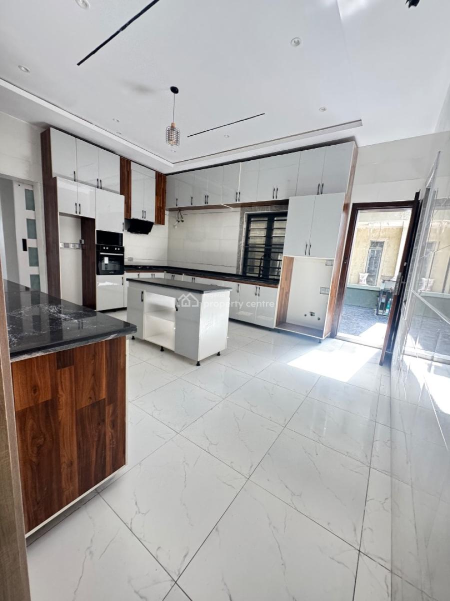 Luxurious Brand New 5 Bedroom Fully Detached Bq  Pool Can Park 3 Cars, Orchid Road Lekki Lake View Estate 🏡 Secure Estate, Lekki, Lagos, Detached Duplex for Sale