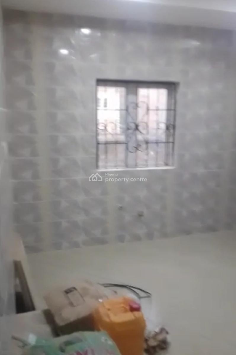 2 Bedrooms, Behind American International School, Durumi, Abuja, Flat / Apartment for Sale