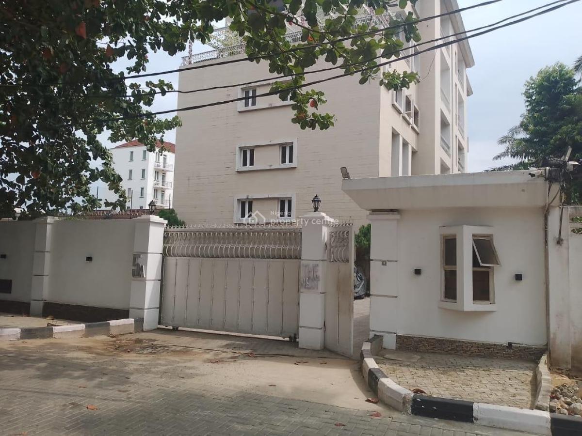 3 Bedrooms Apartment with Bq, Swimming Pool and Gym, Old Ikoyi, Ikoyi, Lagos, Flat / Apartment for Sale