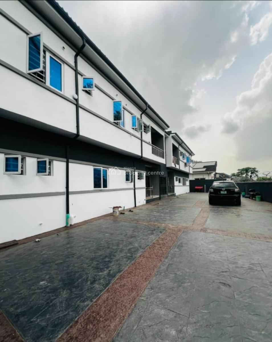 2 Bedroom Top Floor, Oregun, Ikeja, Lagos, Flat / Apartment for Sale