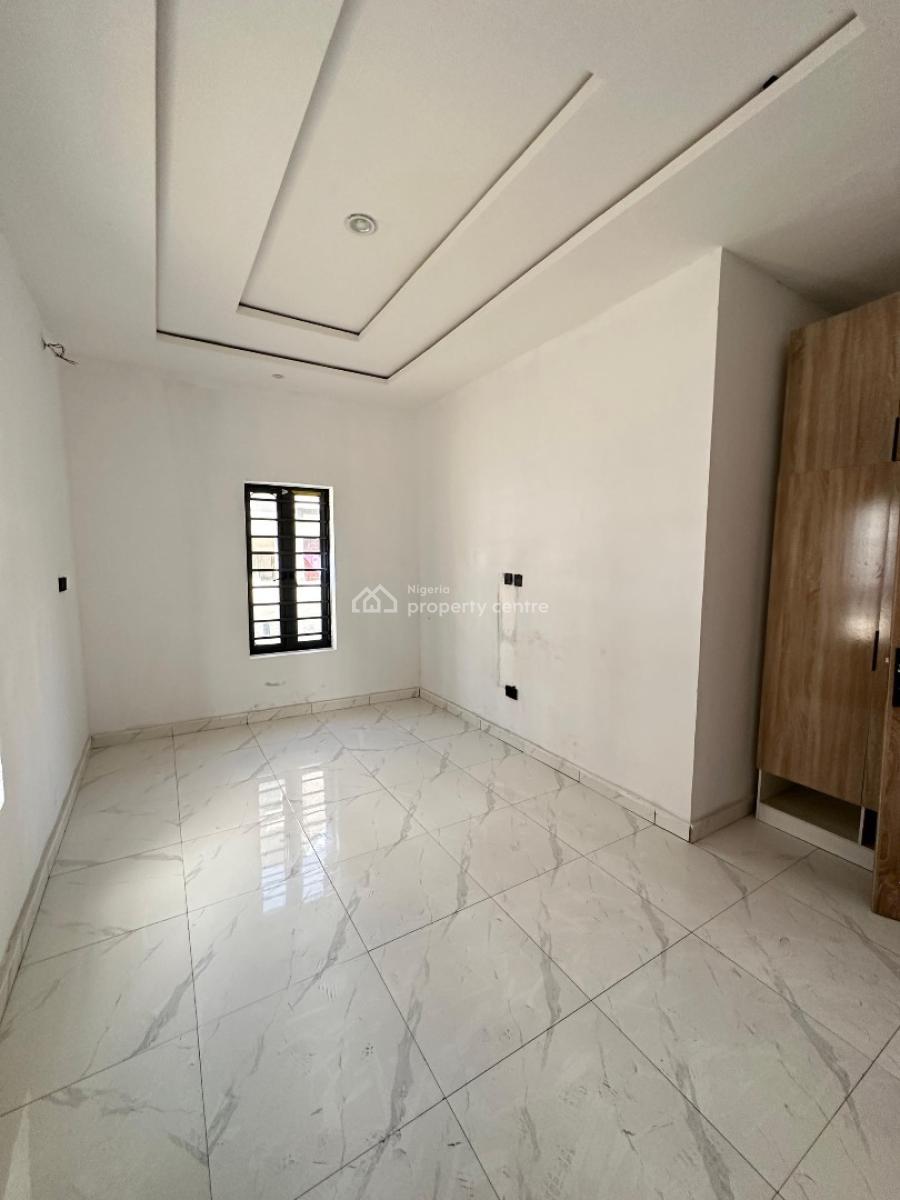 Well-built Luxury Spacious 2 Bedroom Apartment, Mobil Road, Ilaje Ajah, Lekki, Lagos, Block of Flats for Sale